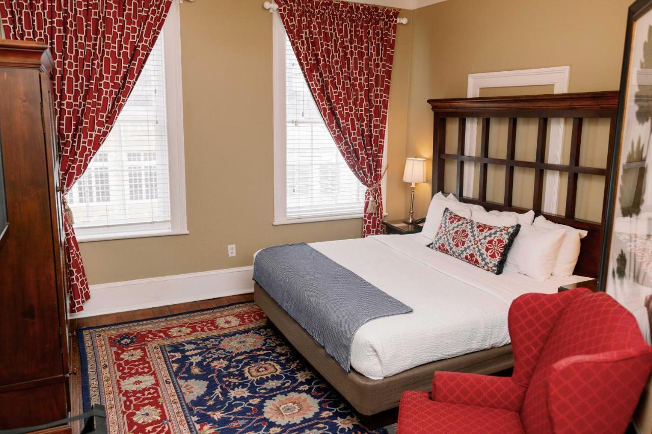 The Marshall House, Historic Inns Of Savannah Collection Εξωτερικό φωτογραφία