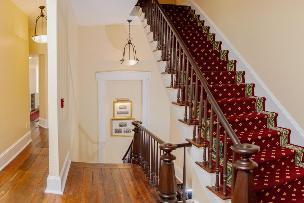 The Marshall House, Historic Inns Of Savannah Collection Εξωτερικό φωτογραφία