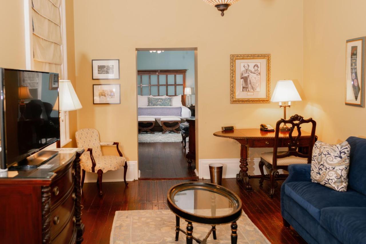The Marshall House, Historic Inns Of Savannah Collection Εξωτερικό φωτογραφία